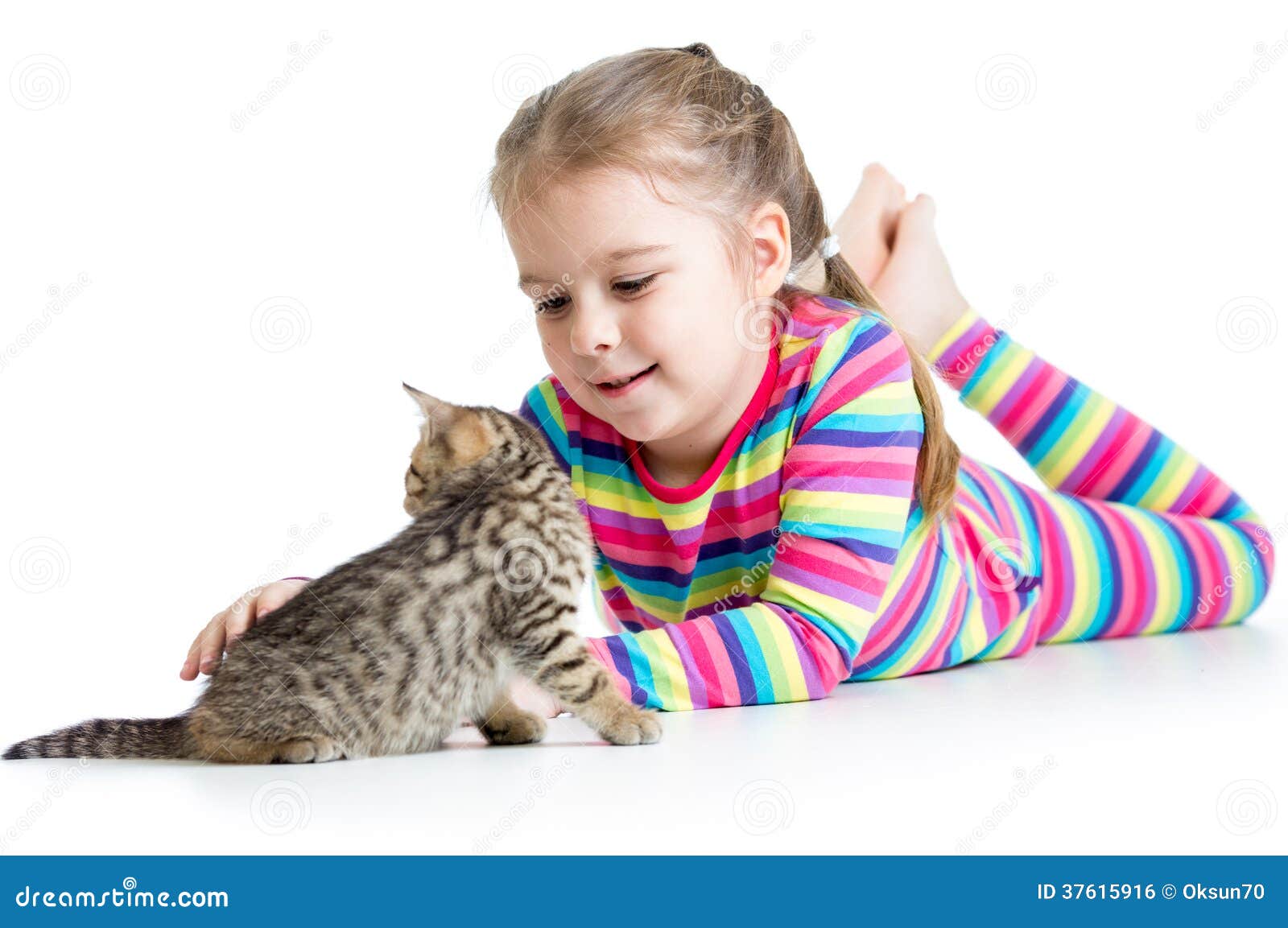 抱猫的小女孩-中关村在线摄影论坛