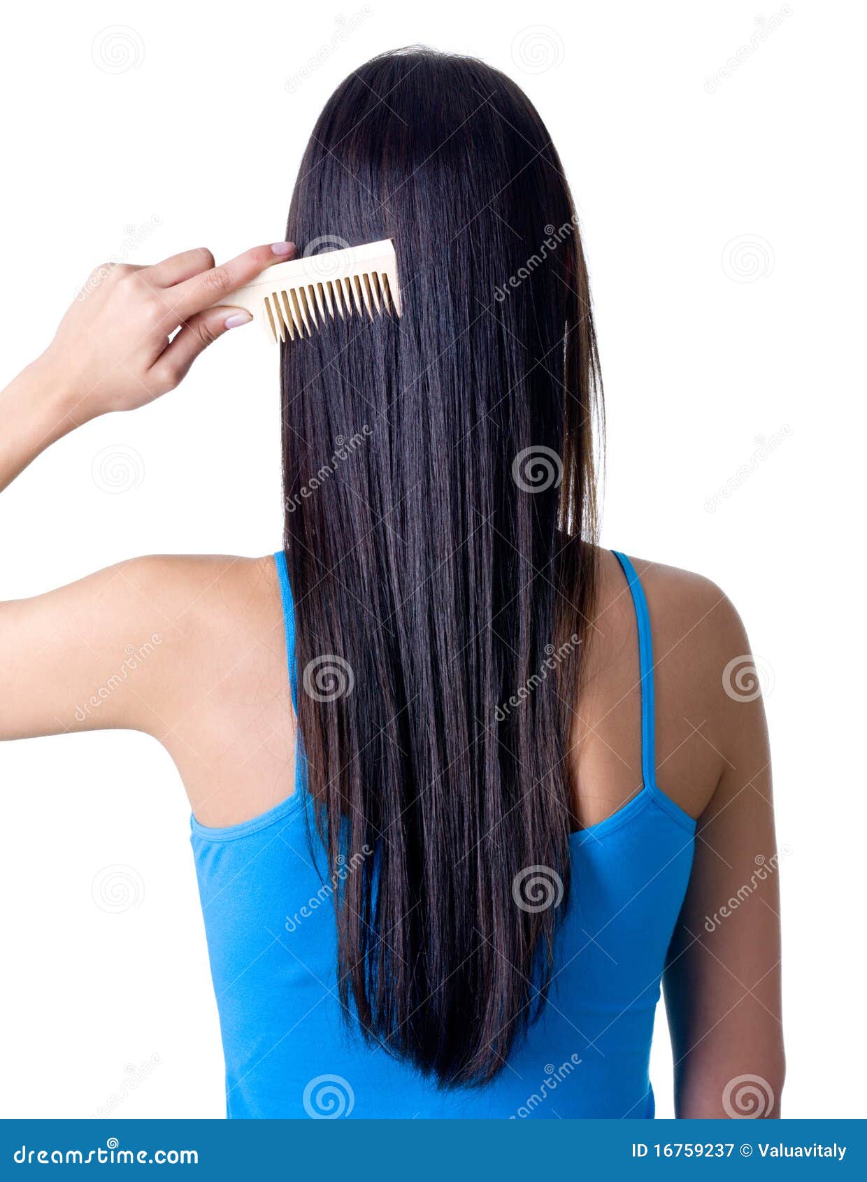 微笑的女人梳头. 美女，长发梳. 库存图片. 图片 包括有 迷住, 发型, 梳子, 女性, 自然, 白种人 - 230622415