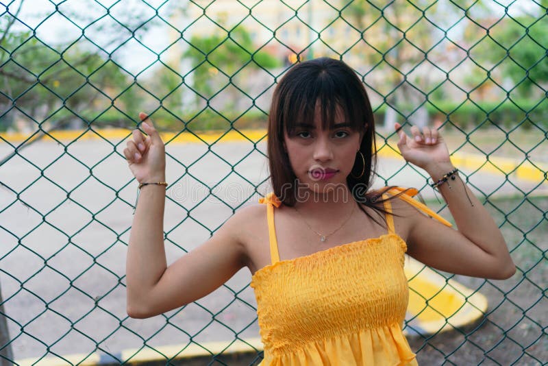 A Street Latinas
