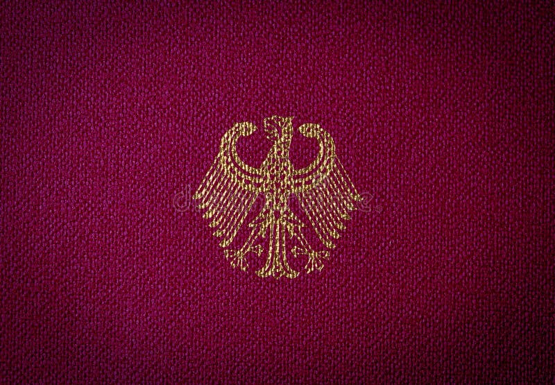 Águila Imperial Alemana En El Pasaporte Alemán Imagen de archivo - Imagen  de naturalice, pasaporte: 87829073