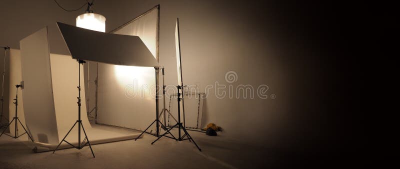 équipement De Lumière Studio Pour Photo Ou Film Vidéo Photo stock