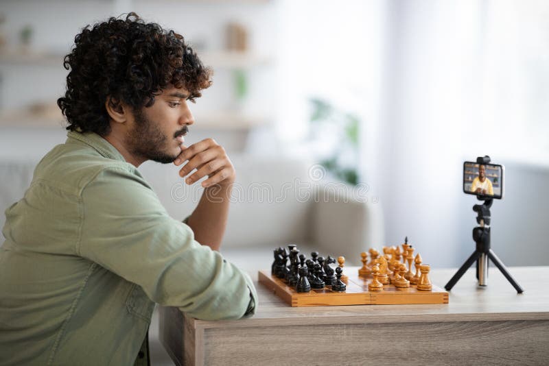 Como jogar xadrez on line pelo celular com seu amigo 