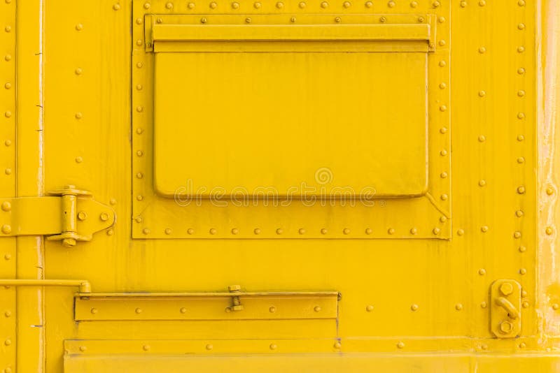 Синий люк. Рамка желтый металл ПФД. Иванов в. "желтый металл". Yellow Metal Wall. Hatch for Wall.