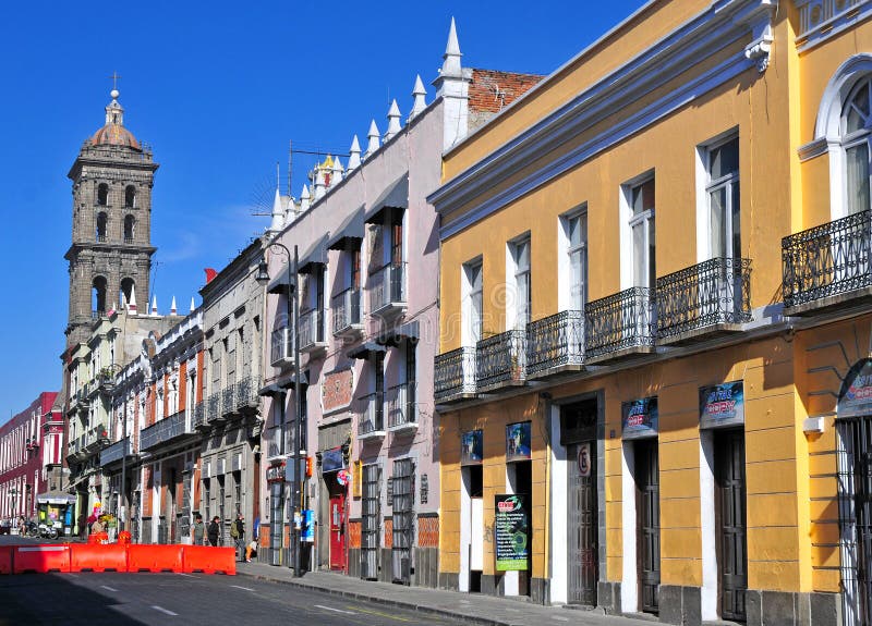 Οδοί της πόλης του Πουέμπλα, Μεξικό Εκδοτική Στοκ Εικόνα - εικόνα από cityscape: 62867239