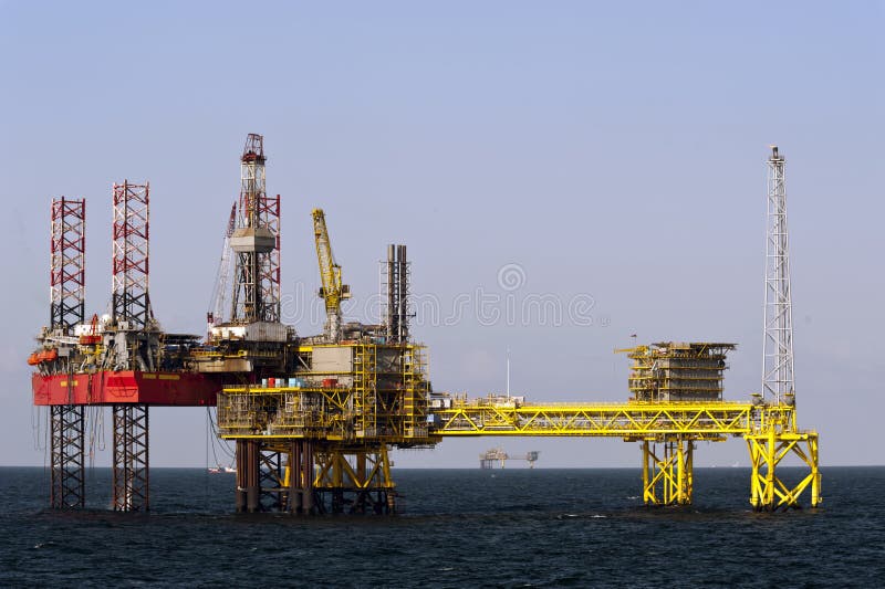 Πλατφόρμες πετρελαίου στη Βόρεια Θάλασσα Στοκ Εικόνες - εικόνα από :  40290006