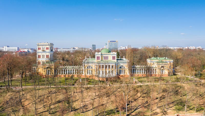 Дворец паскевичей в гомеле румянцевых фото 54,765 ансамбль стоковые фото - бесплатные и стоковые фото RF от Dreamstime - Ст