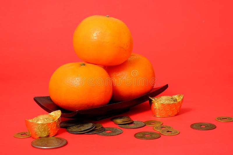Апельсины ритуал. Китайский новый год апельсины. 108 Апельсинов на китайский новый год. 108 Апельсинов ритуал на китайский новый год. Новый год апельсин 108.
