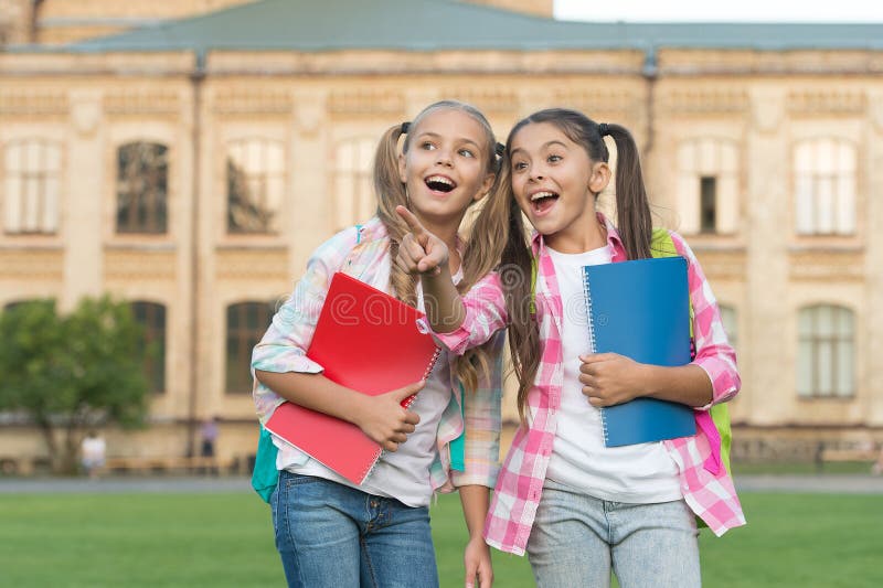 Pupils talking. School friends. Надпись hello school. You can into school friends. You can into school friends.