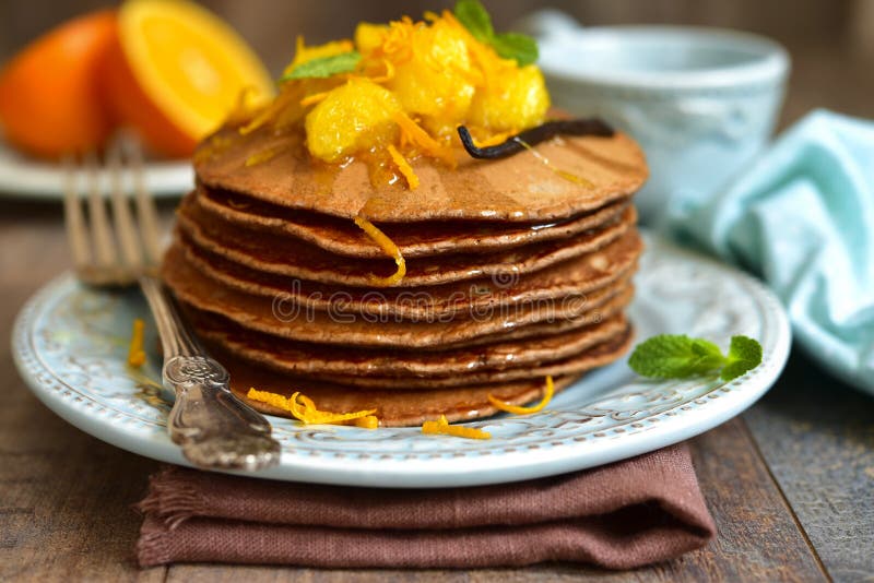 Блины с апельсиновым джемом