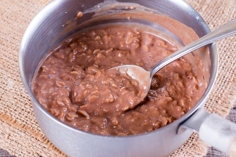 Каша с бананом и шоколадом