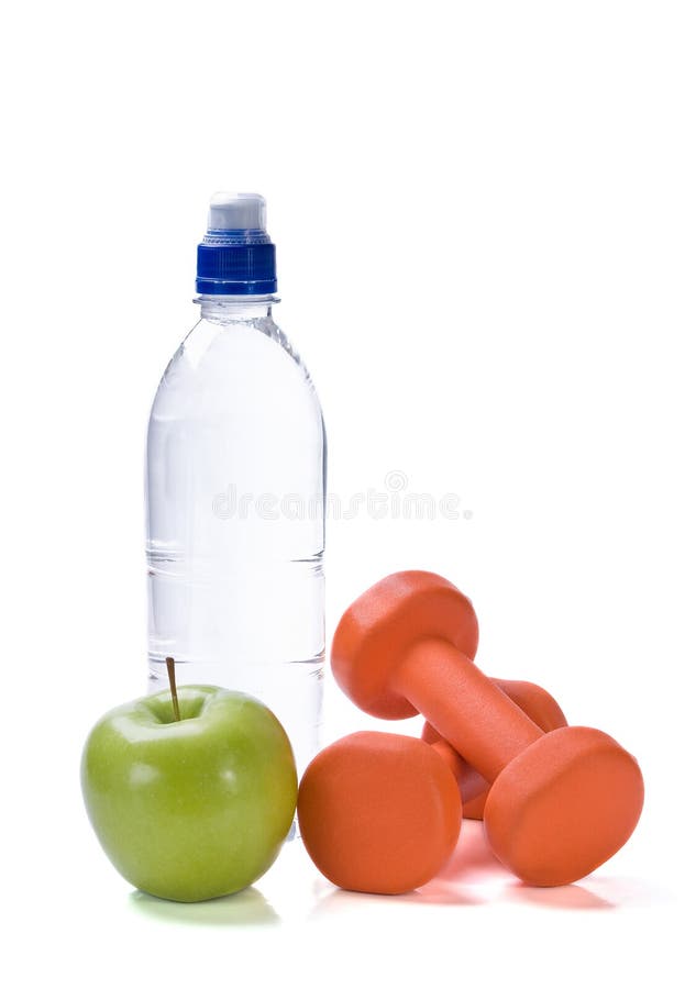 Яблоко с бутылкой воды на белом фоне. Вода с яблоком в бутылке ГАЗ. Яблоко и бутылка Снежка. Вода с яблоком в бутылке