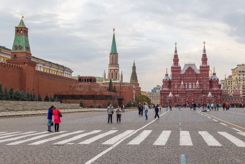 Музей ленина в москве на красной площади