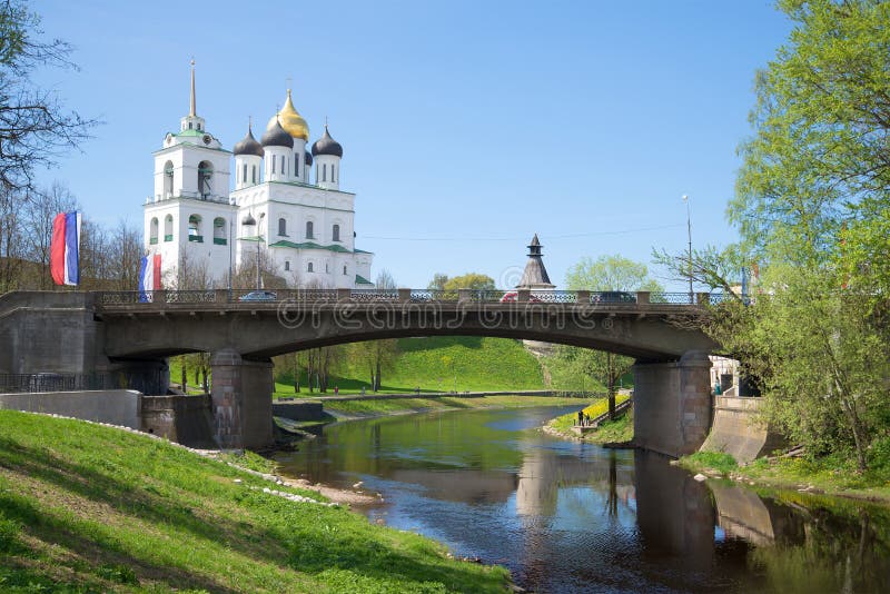 Церковь у моста Псков