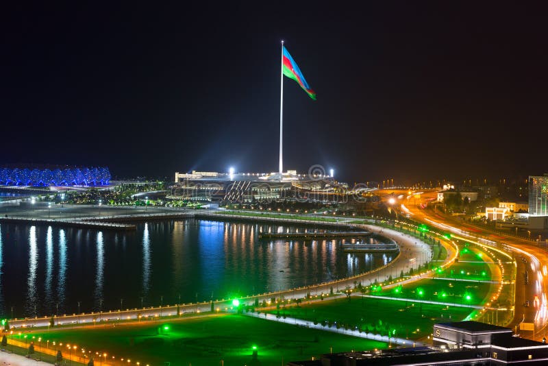 Работает ли мир в азербайджане. Большой флаг Азербайджана в Баку. Самый большой флаг в мире Азербайджан. Самый большой флаг в мире в Баку. Площадь флага Баку.