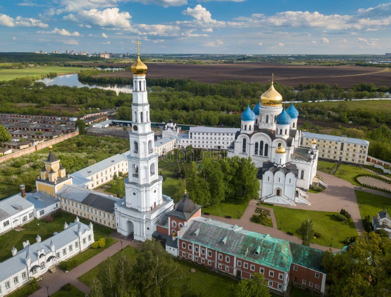 Николо Угрешский монастырь с квадрокоптера
