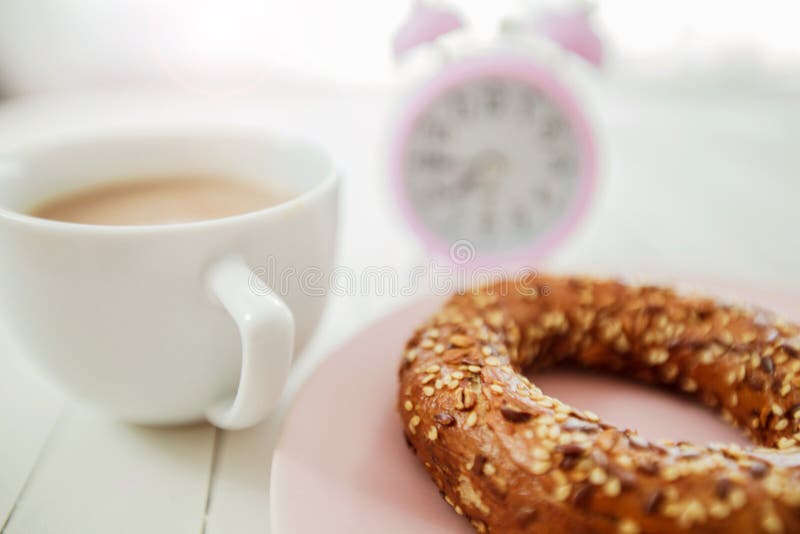 Кофе с бубликами