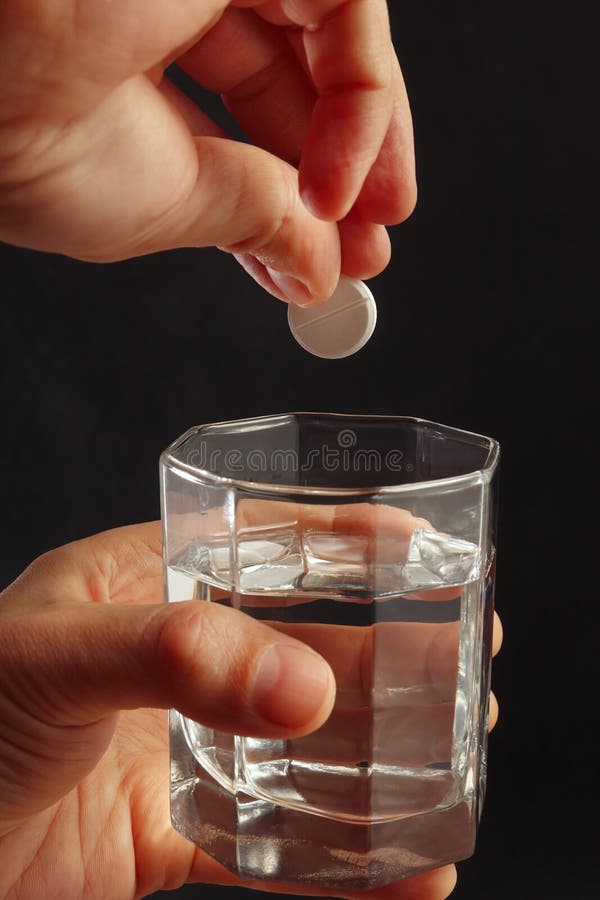 голова стакан