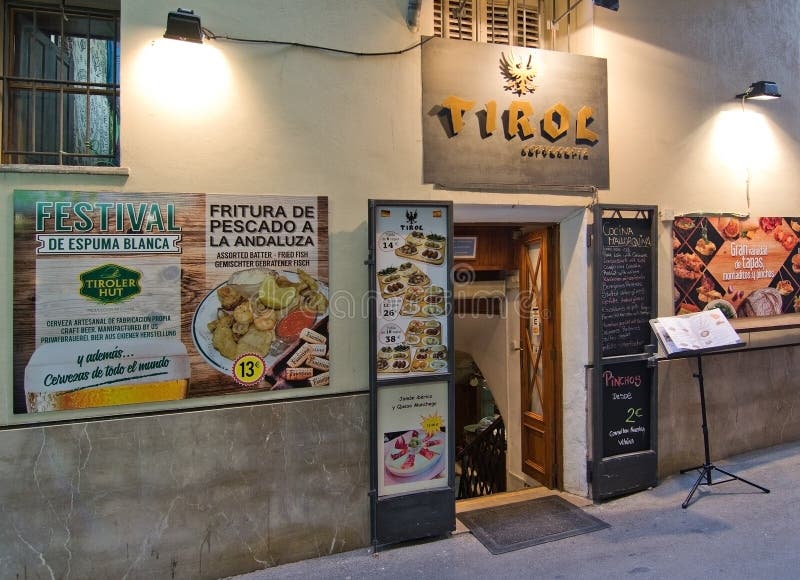 Ресторан Tirol. Ля войти
