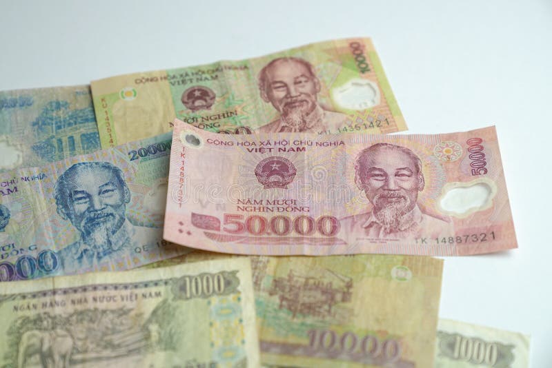 Курс вьетнамской валюты к рублю на сегодня. Вьетнамский Донг к доллару. Вьетнамская валюта 20. Вьетнамская валюта к рублю. Валюта Вьетнама 4 буквы.