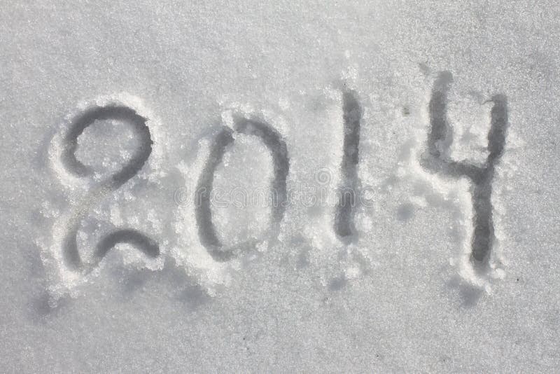 Писать холодно. Цифры в сугробе. 2014 Написано. Снежочек как пишется.