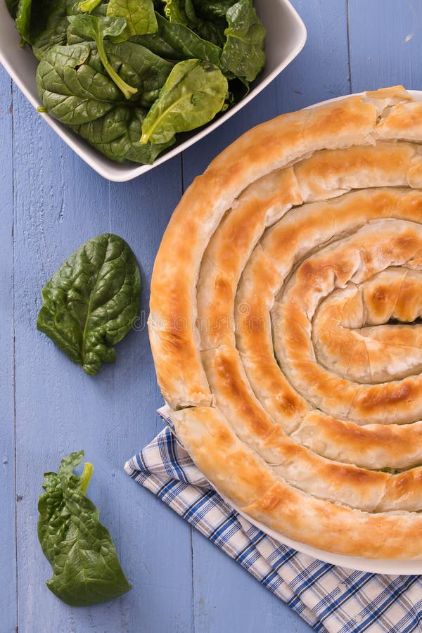 Греческий Spinach pie