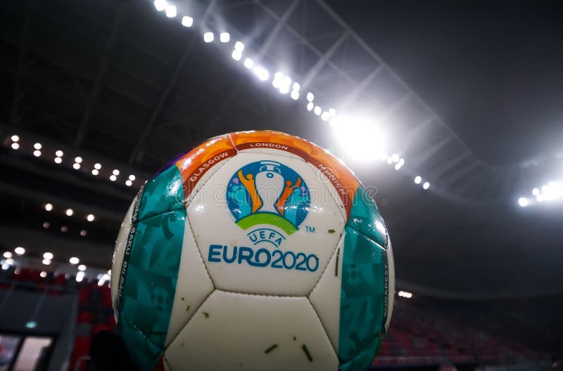 Мяч UEFA Euro 2020
