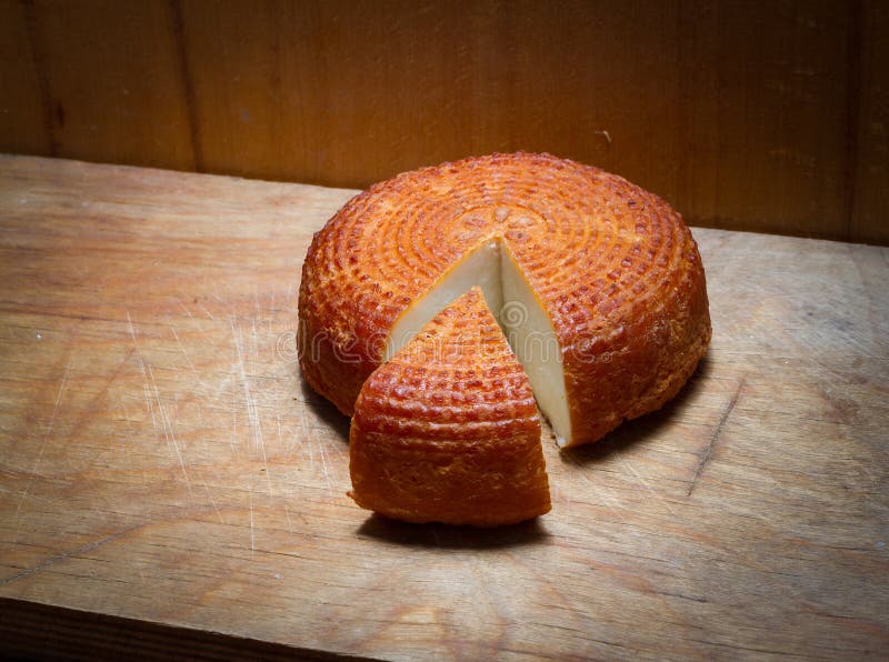 Кабардинский сыр копченый