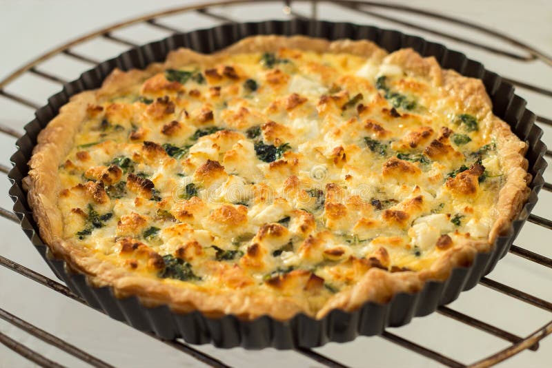 Тарт со шпинатом и курицей