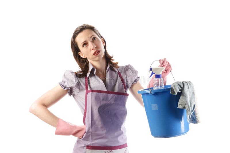 Держит ведро. Уборщица выглядывает. Домохозяйка на белом фоне картинка. Уборщица с телефоном.