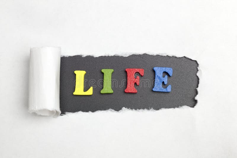 Слова со словом life. Слово Life. Слова про жизнь. Картинки со словами о жизни. Слова на бумаге.