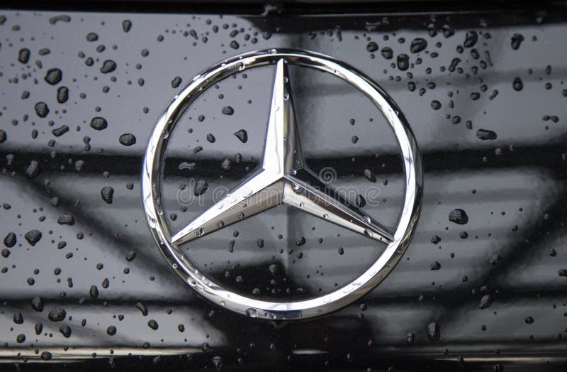 Р›РѕРіРѕС‚РёРї Mercedes Benz Рµ500