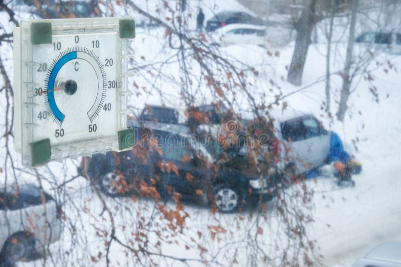Скоростной режим зимой. Значок -30 градусов Мороза. Завести машину 30 градусный Мороз. Скоростной режим на дорогах.