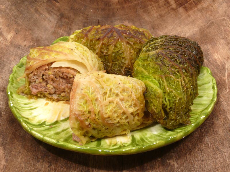 Савойская капуста фаршированная мясным