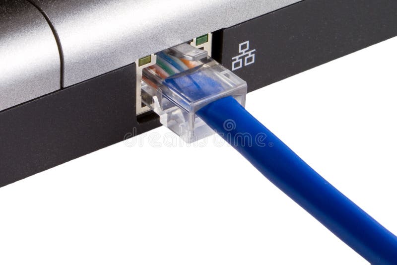 Сетевой кабель подключен неправильно. Соединитель старого оптоволокна. Проблемы с Ethernet кабелем. Network Port. Оптоволокно стоковое.