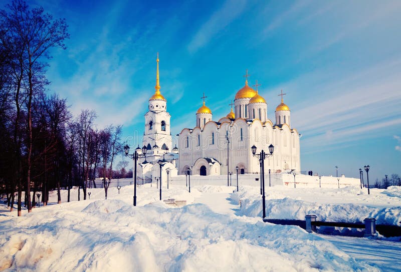 Успенский собор зимой фото