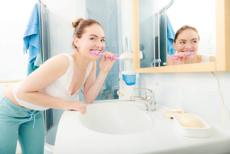 Мытье зубов