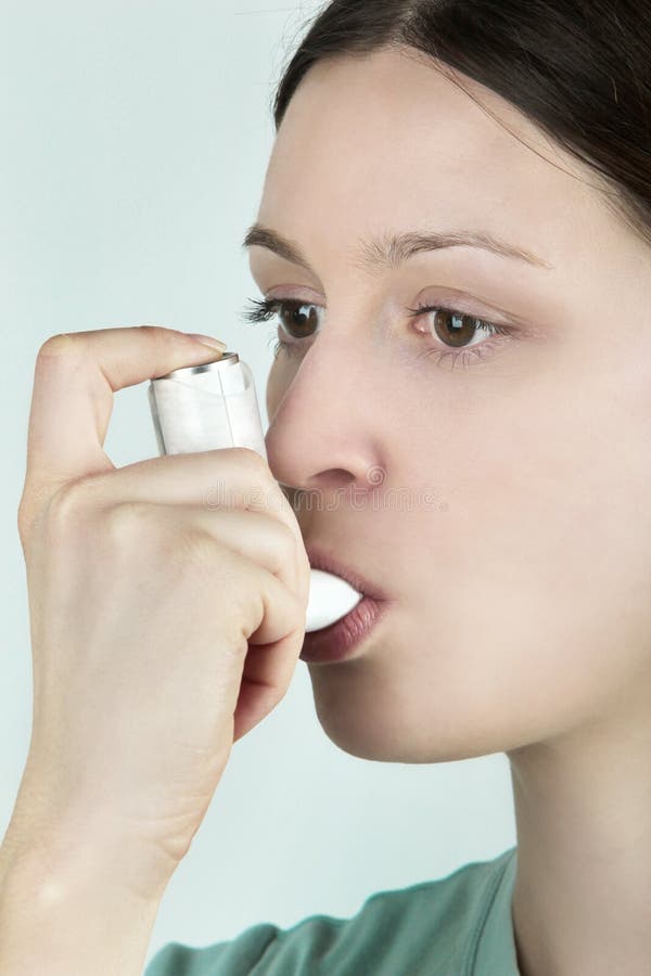 Препараты через рот. Через рот перорально. Ингалятор астма. Ингаляция для носа и рта. Ингаляция астма.