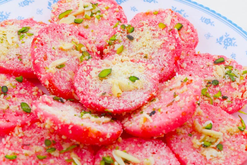 Индийский десерт Расмалай