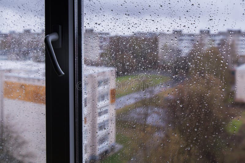 За окном на улице все бело