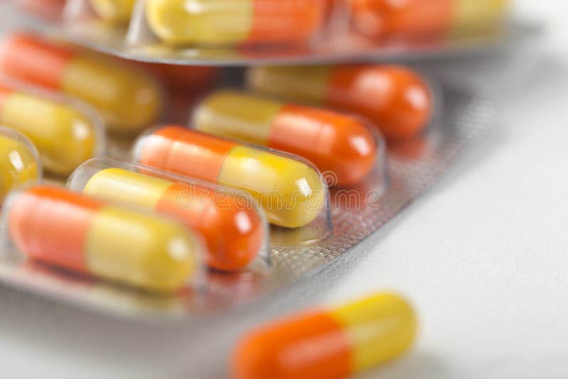 Можно принимать антибиотики с витаминами