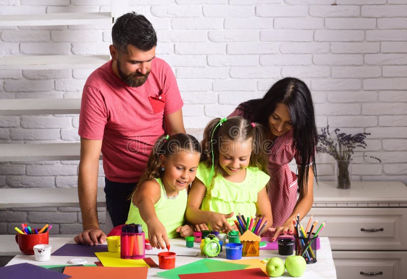 Parents Painting. Ужин у папы