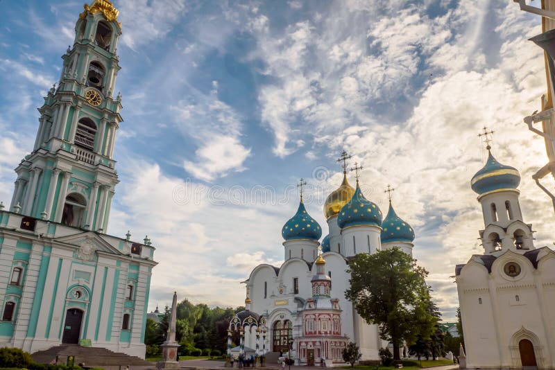 Колокольня Троице Сергиева монастыря