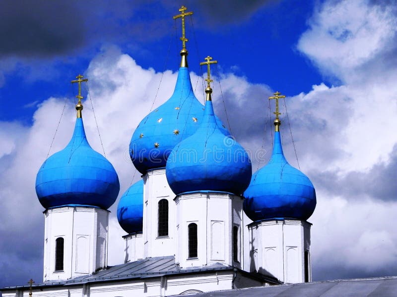 Тверь храм с синими куполами