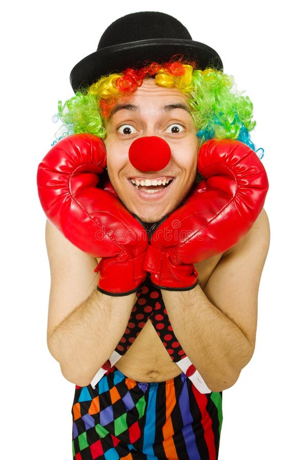 Клоун бокс. Клоун в боксерских перчатках. Фото клоуна в боксёрских перчатках.