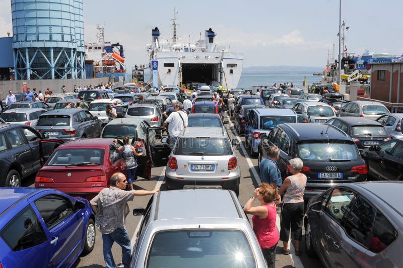 хельсинки порт морской паром. морской паром. автомобильно-пассажирский паром. паром около меня. паром около меня.