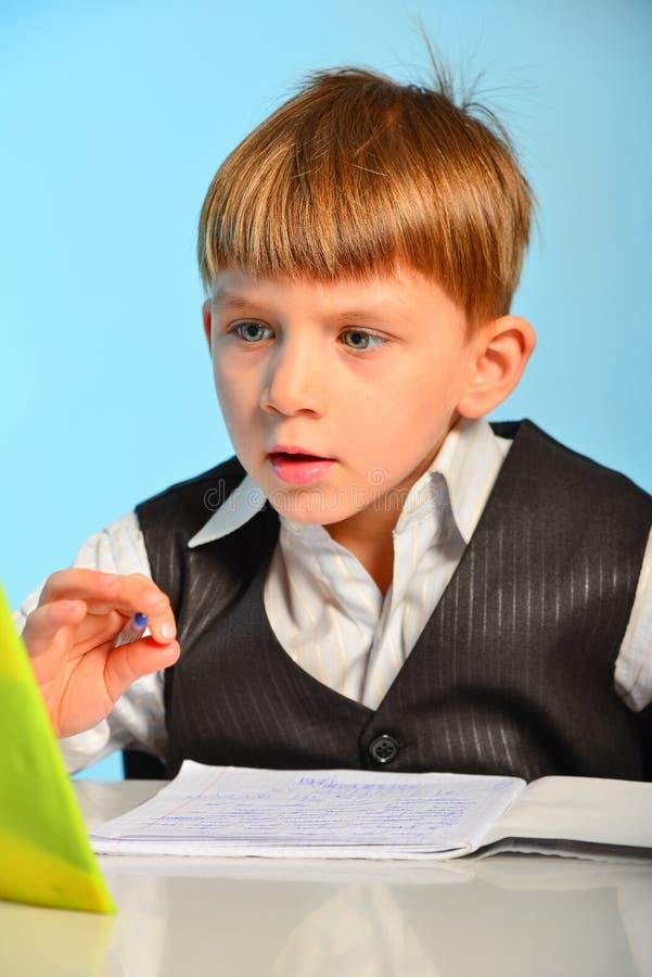 Школьник а школьник н. Маленький ученик. Школьник а школьник н. Современный ученик. Дети школьники.