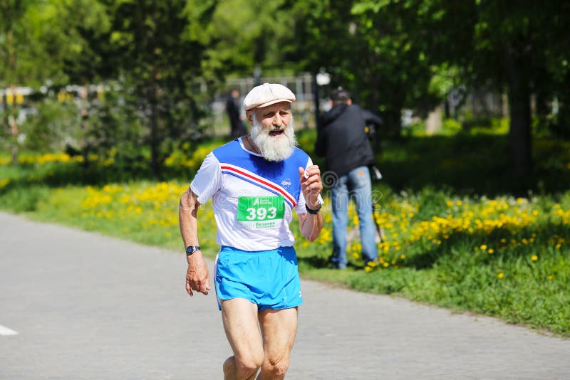 Пенсионер марафонец