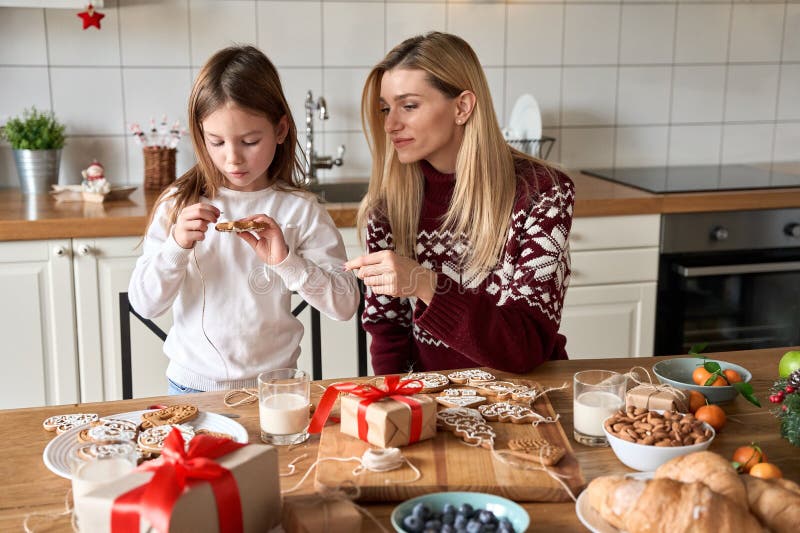 Family is Cooking Gingerbread cookies