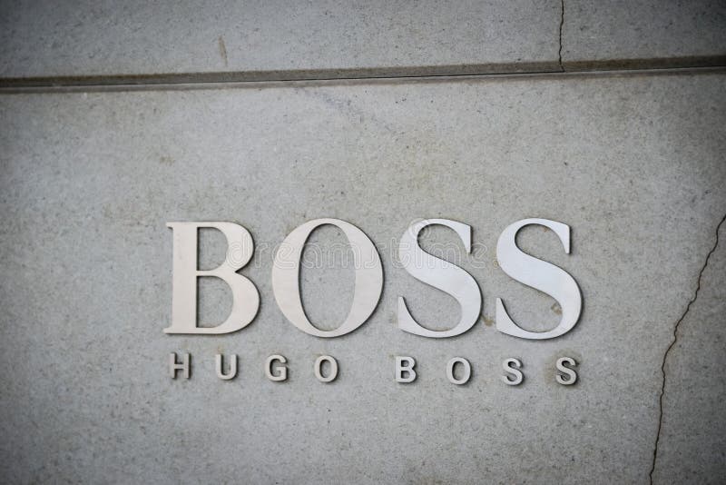 30 ое. Hugo Boss этикетка.