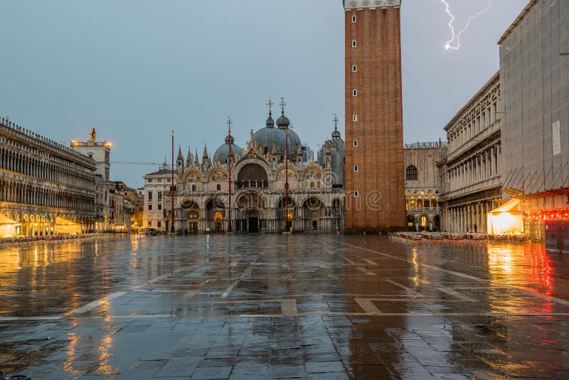 2025 (Venice) Private Doge's Palace and Saint Mark's Basilica Walking Tour